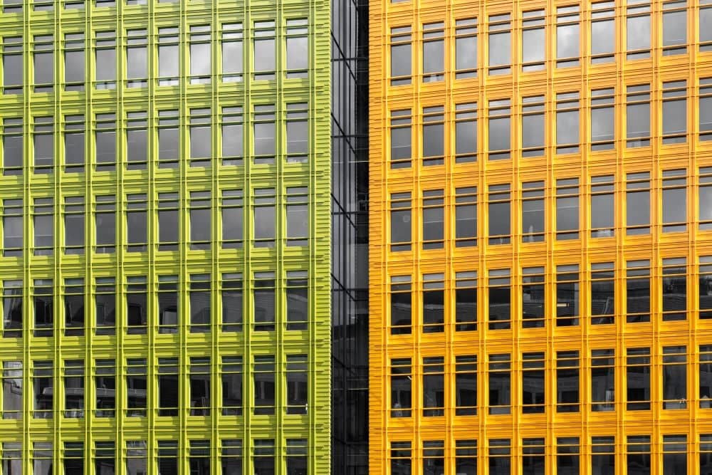 Color buildings